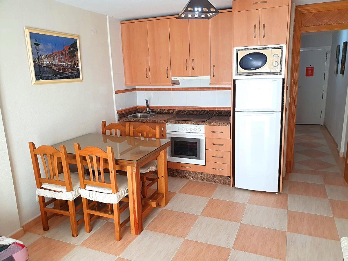 Apartamento Un Dormitorio En Benidorm Exterior foto